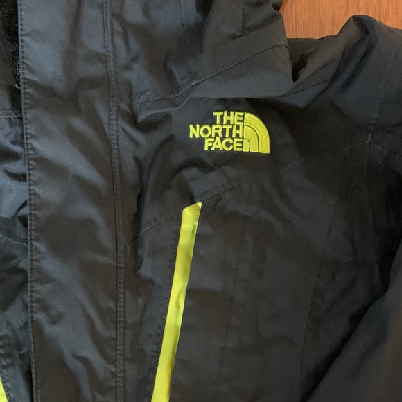The North Face Kids Black and Yellow Raincoat/Spring Jacket - Picture 3 of 12